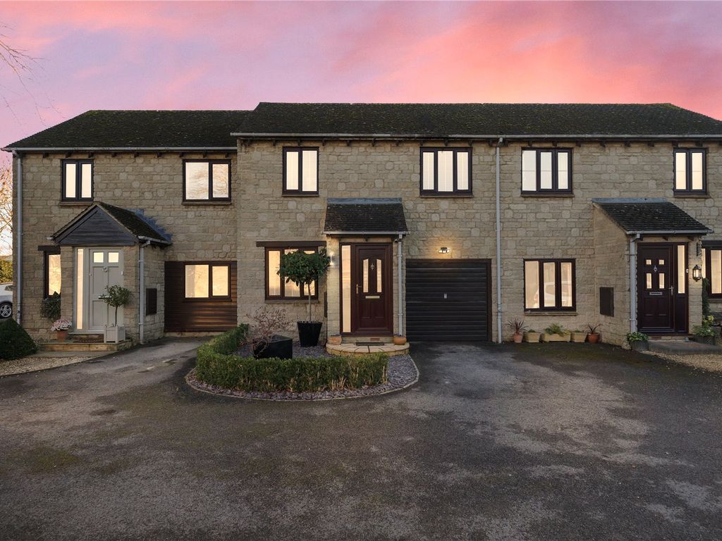 2 bed terraced house for sale in Calais Dene, Bampton, Oxfordshire OX18, £285,000