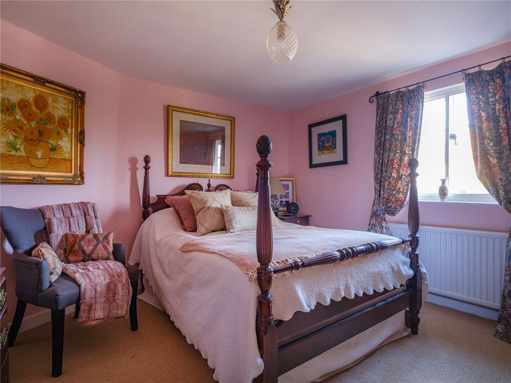 5 bed detached house for sale in Horton Road, Devizes SN10, £1,250,000