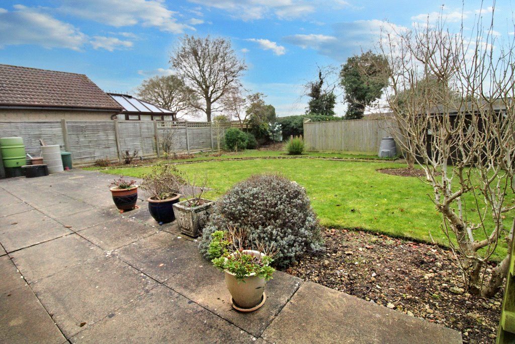 3 bed bungalow for sale in The Close, Lydiard Millicent, Wiltshire SN5, £500,000