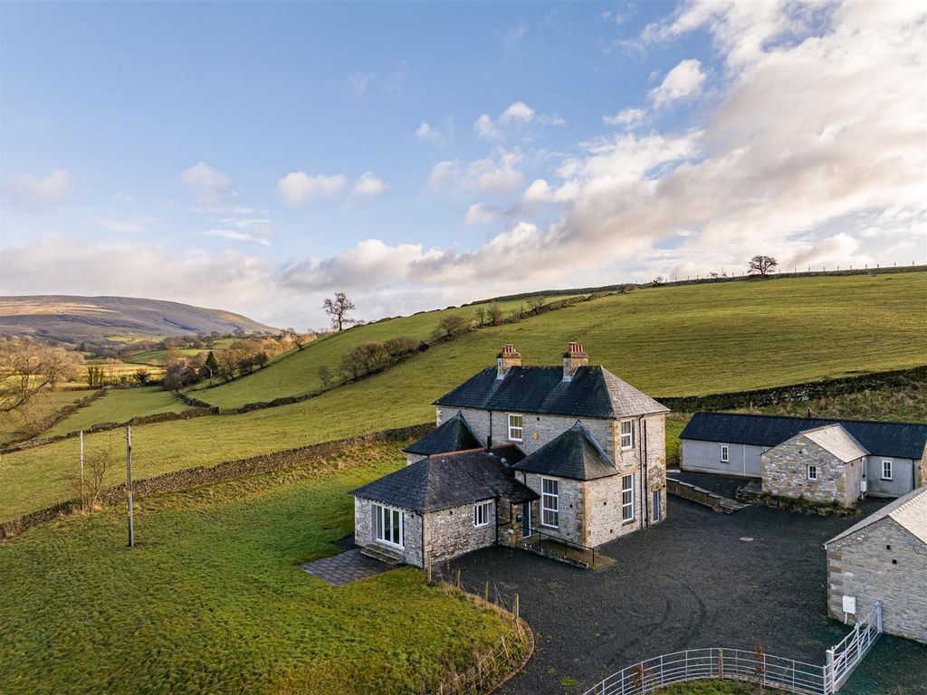 4 bed detached house for sale in Frostrow Lane, Sedbergh LA10, £650,000