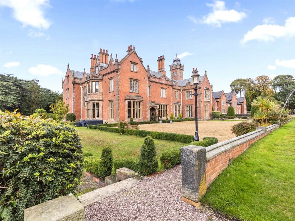 3 bed flat for sale in Altrincham Road, Styal, Wilmslow SK9, £650,000