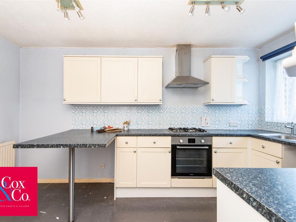 3 bed property for sale in Egginton Road, Brighton BN2, £315,000