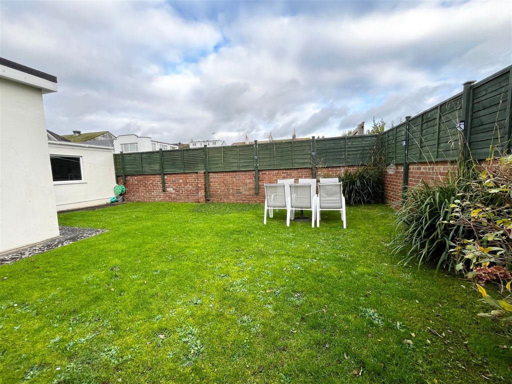 3 bed bungalow for sale in Manor Road, Paignton TQ3, £475,000