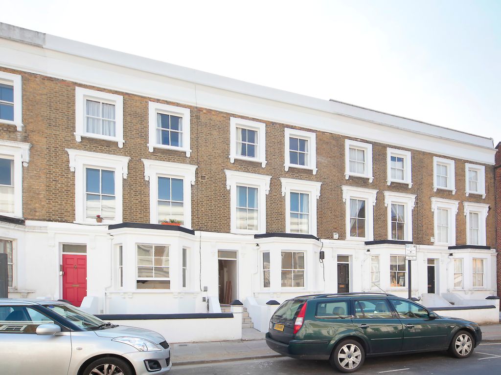 2 bed maisonette for sale in Fernlea Road, Balham, London SW12, £625,000