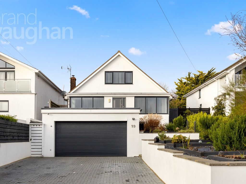 3 bed detached house for sale in Channel View Road, Brighton, East Sussex BN2, £700,000