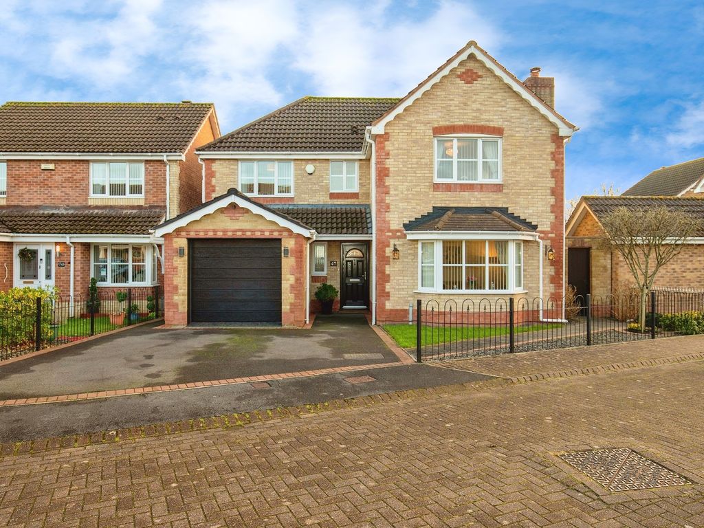 4 bed detached house for sale in Matthysens Way, St. Mellons CF3, £455,000