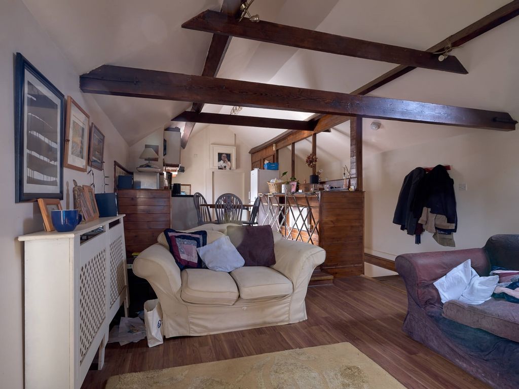 2 bed flat for sale in Manor Road, Dersingham, King's Lynn, Norfolk PE31, £140,000