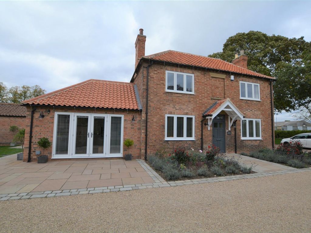 3 bed detached house to rent in Main Street, Morton, Southwell NG25, £1,750 pcm