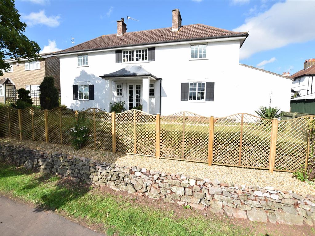 3 bed detached house for sale in Portway, Avonmouth, Bristol BS11, £575,000