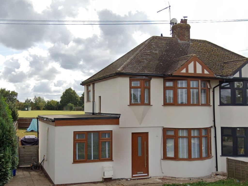 3 bed property to rent in Wolverton Road, Haversham, Milton Keynes MK19, £1,600 pcm