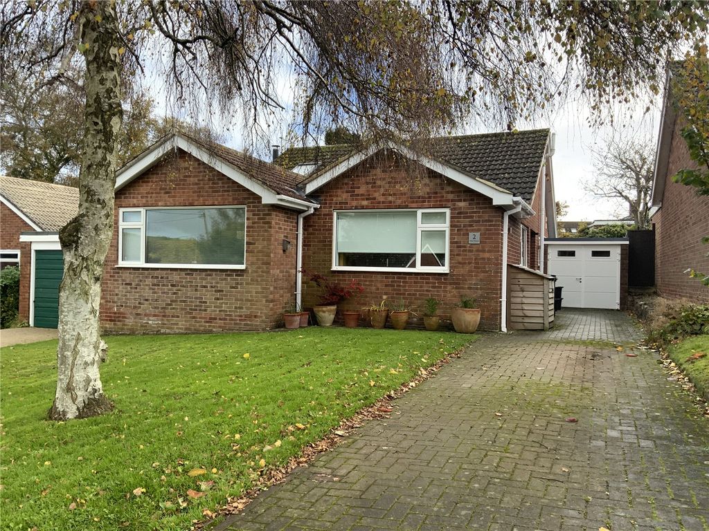 3 bed detached house for sale in West Manton, Manton, Marlborough, Wiltshire SN8, £550,000