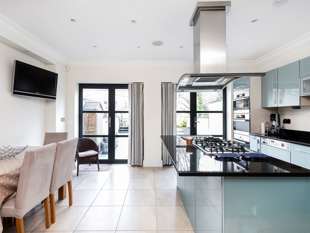 3 bed town house for sale in St Johns Road, Bath BA2, £950,000