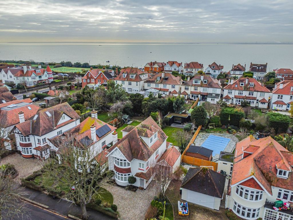 6 bed detached house for sale in Burges Road, Thorpe Bay SS1, £1,250,000