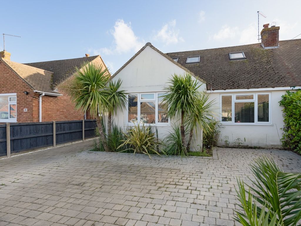 3 bed property for sale in Fife Road, Herne Bay CT6, £425,000