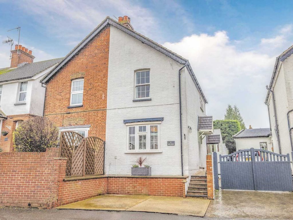 2 bed semi-detached house for sale in Lower Road, Cookham SL6, £650,000