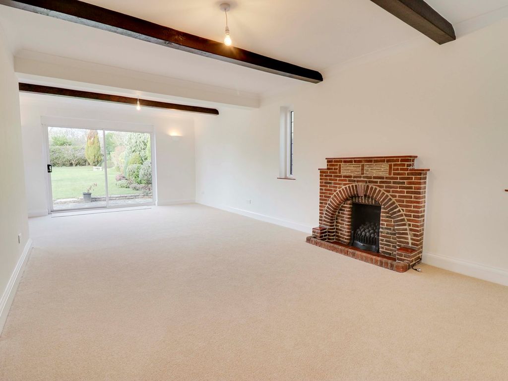 4 bed property for sale in Rowney Gardens, Sawbridgeworth CM21, £900,000
