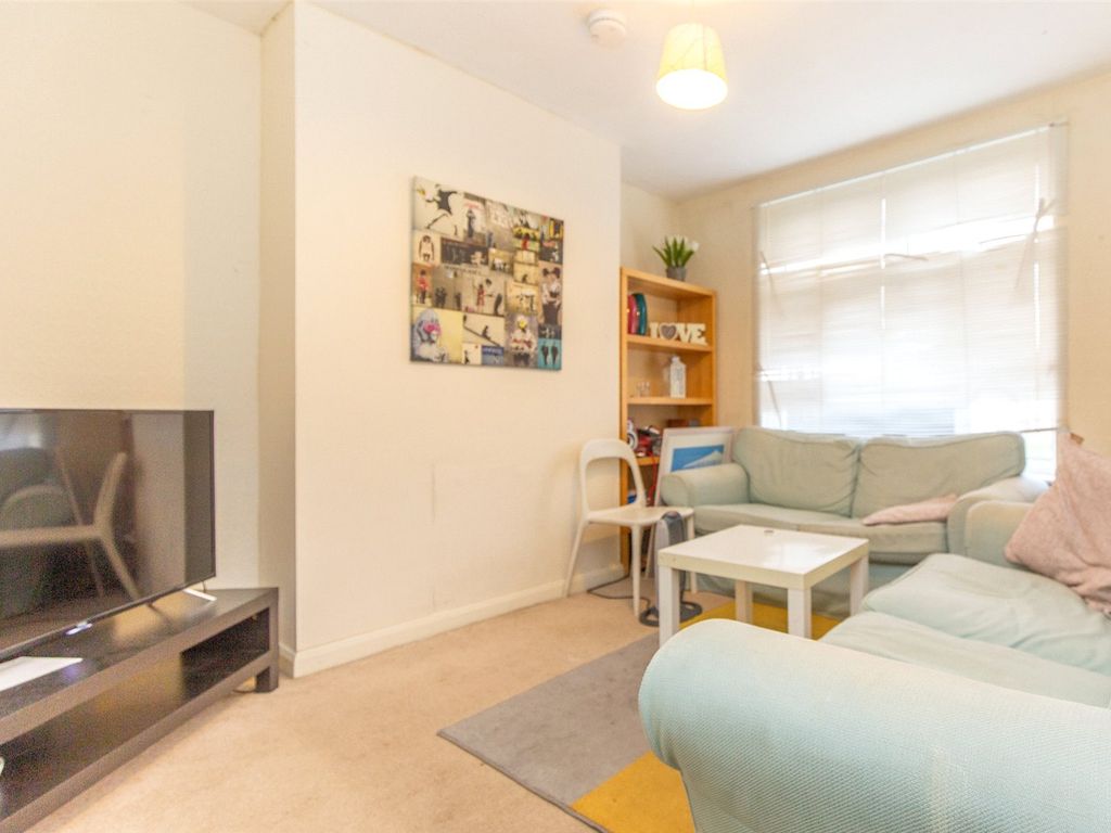 3 bed end terrace house for sale in Filton Avenue, Horfield, Bristol BS7, £375,000