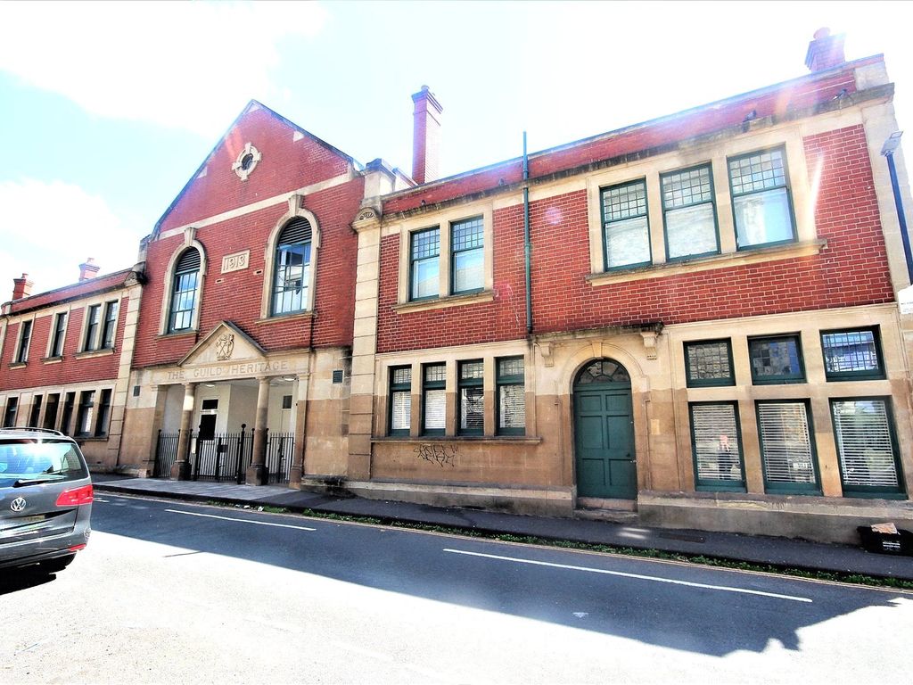 1 bed flat for sale in Braggs Lane, Bristol BS2, £240,000