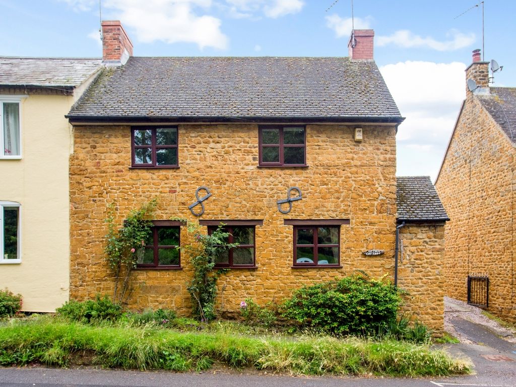 3 bed cottage to rent in Main Street, Great Bourton, Banbury OX17, £1,300 pcm
