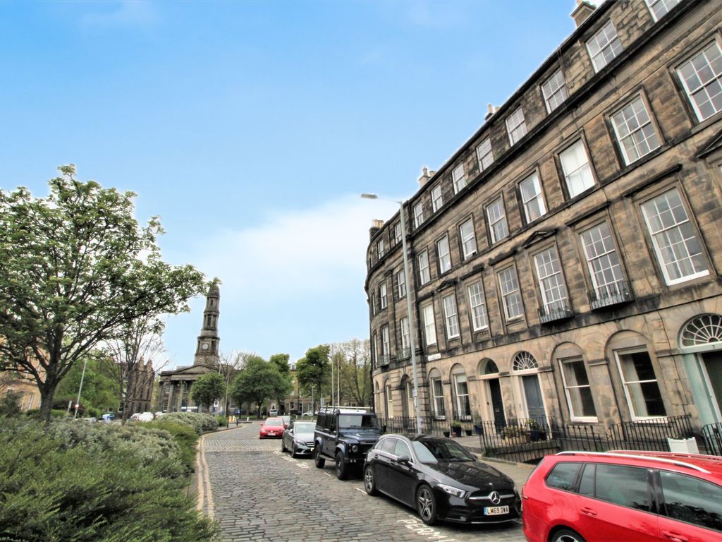 2 bed penthouse to rent in East Claremont Street, New Town, Edinburgh EH7, £1,995 pcm