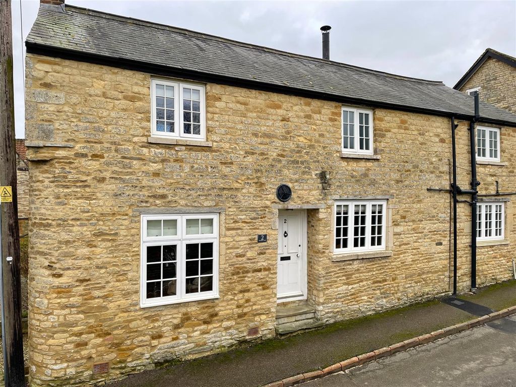 4 bed cottage to rent in School Lane, Morcott, Oakham LE15, £1,995 pcm