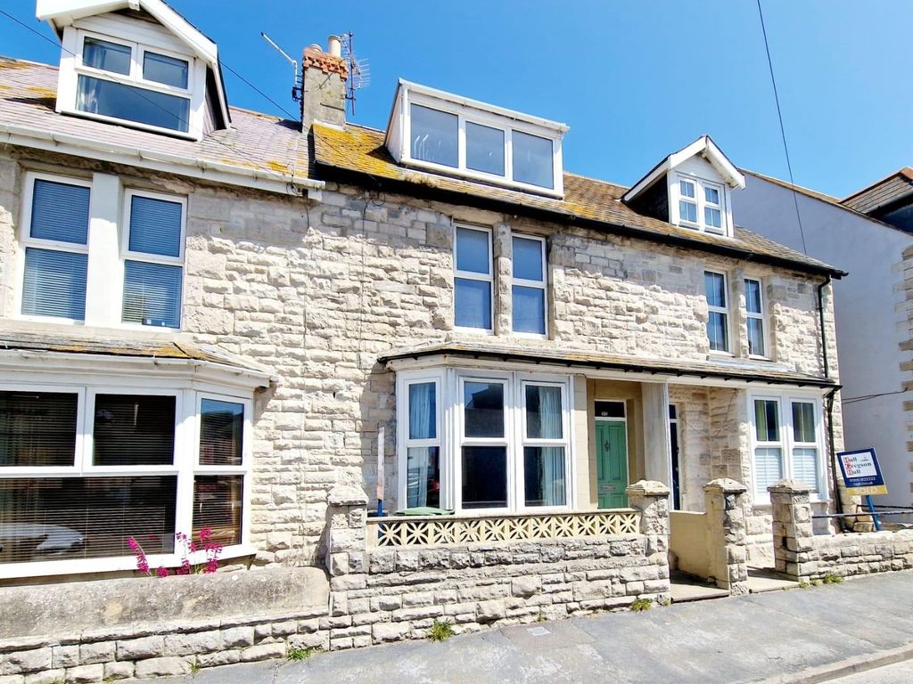 4 bed property for sale in West Bay Terrace, Chiswell, Portland DT5, £290,000