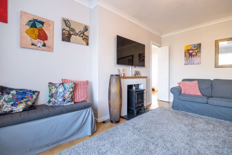 3 bed bungalow for sale in Rhondda Close, Fenny Stratford, Milton Keynes MK1, £375,000