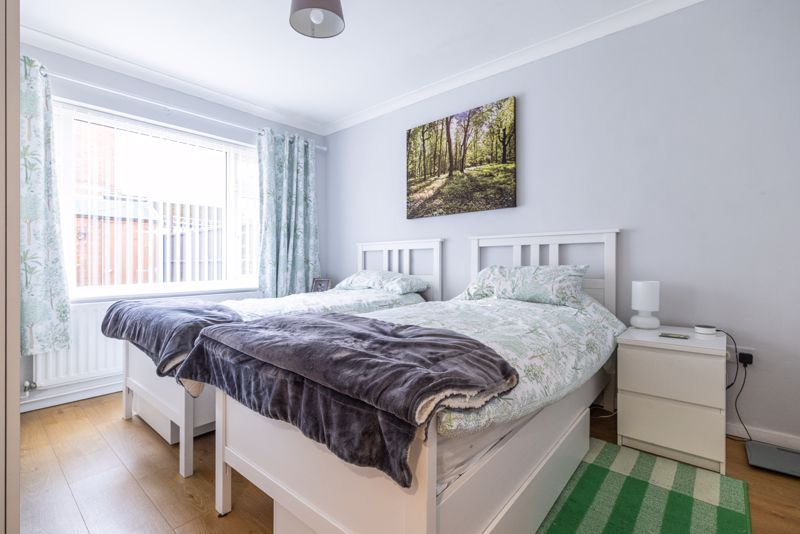 3 bed bungalow for sale in Rhondda Close, Fenny Stratford, Milton Keynes MK1, £375,000
