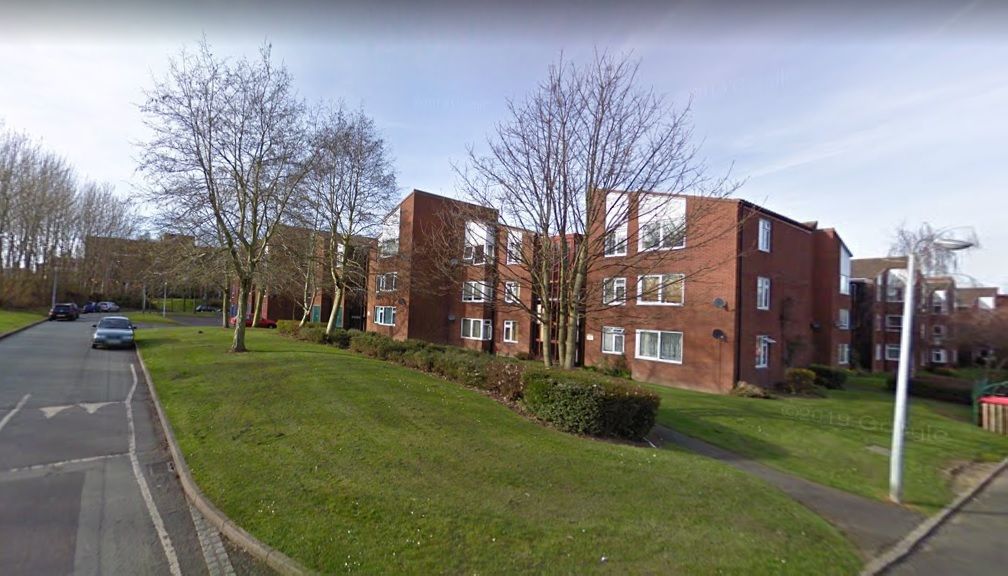 2 bed flat to rent in Dalford Court, Telford TF3, £600 pcm