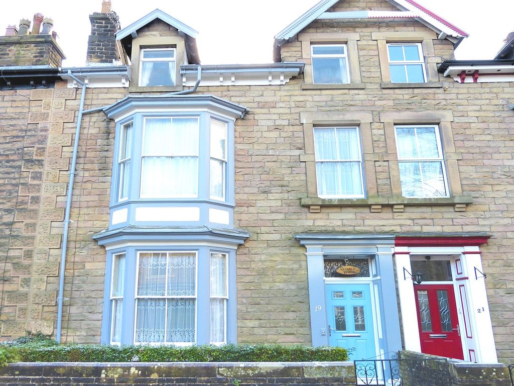 7 bed terraced house for sale in Hardwick Square South, High Peak SK17, £355,000