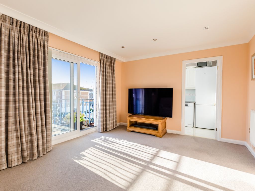1 bed flat for sale in Victory Mews, Brighton Marina Village, Brighton BN2, £330,000