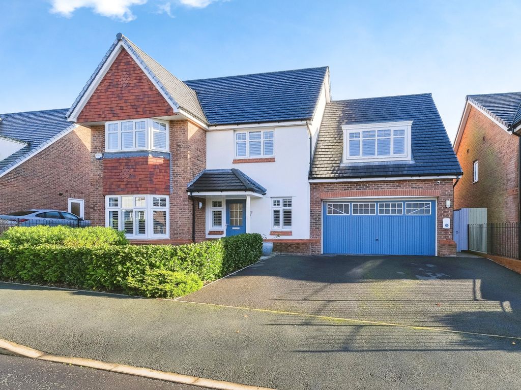 5 bed detached house for sale in Bolton Hey, Liverpool L36, £600,000