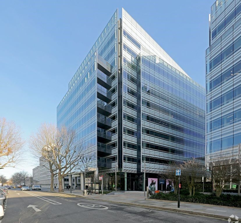 Office to let in Hammersmith Grove, London W6, £9,000 pa