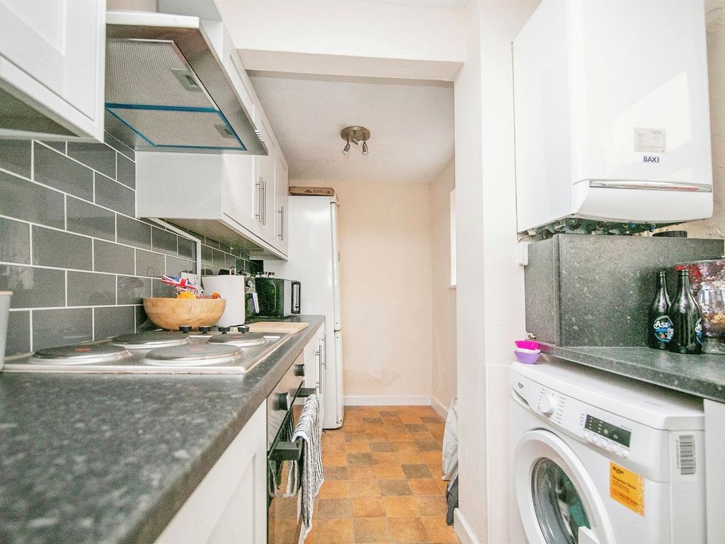 2 bed terraced house for sale in Turin Street, Ipswich IP2, £150,000