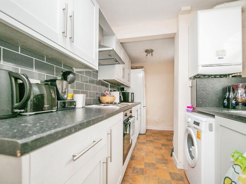 2 bed terraced house for sale in Turin Street, Ipswich IP2, £150,000