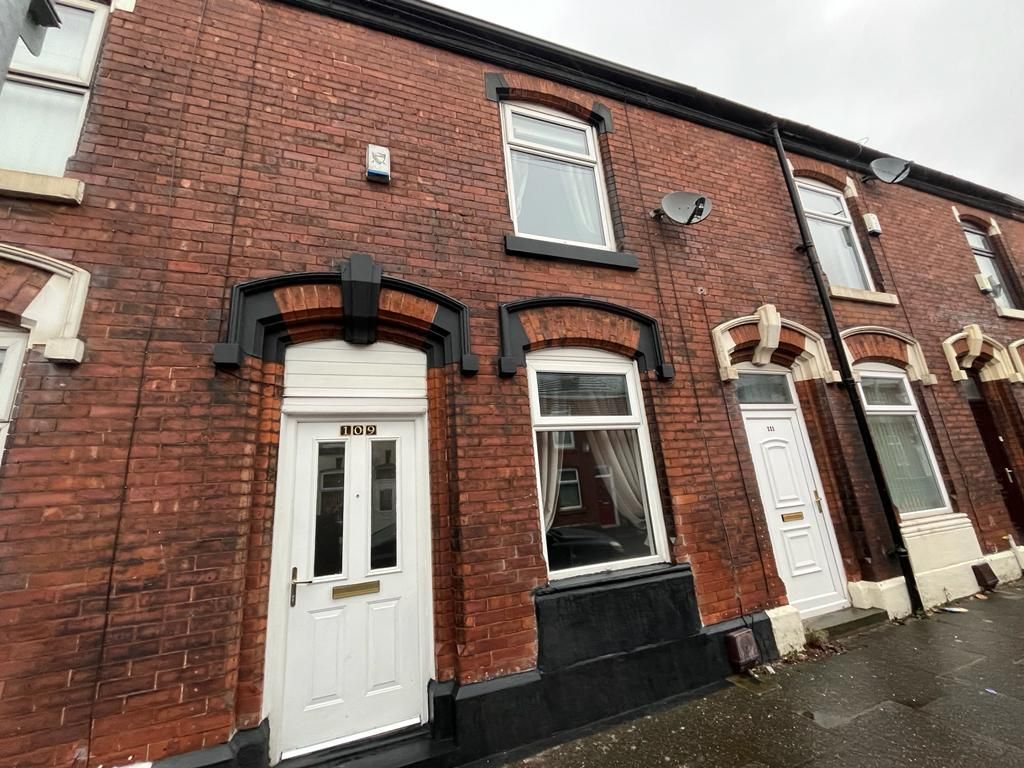 2 bed terraced house for sale in Whiteacre Road, Ashton-Under-Lyne OL6, £132,500