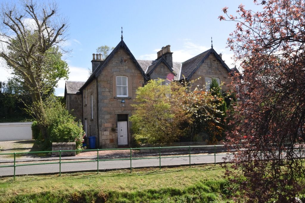 5 bed semi-detached house to rent in East Burnside, Dollar, Stirling FK14, £1,400 pcm