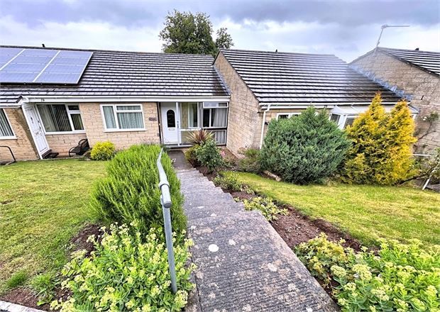 2 bed bungalow for sale in Hawke Road, Worle, Weston Super Mare BS22, £229,500