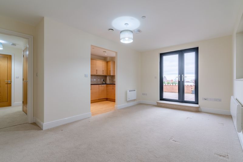 2 bed property for sale in Gloucester Road, Cheltenham GL51, £299,000