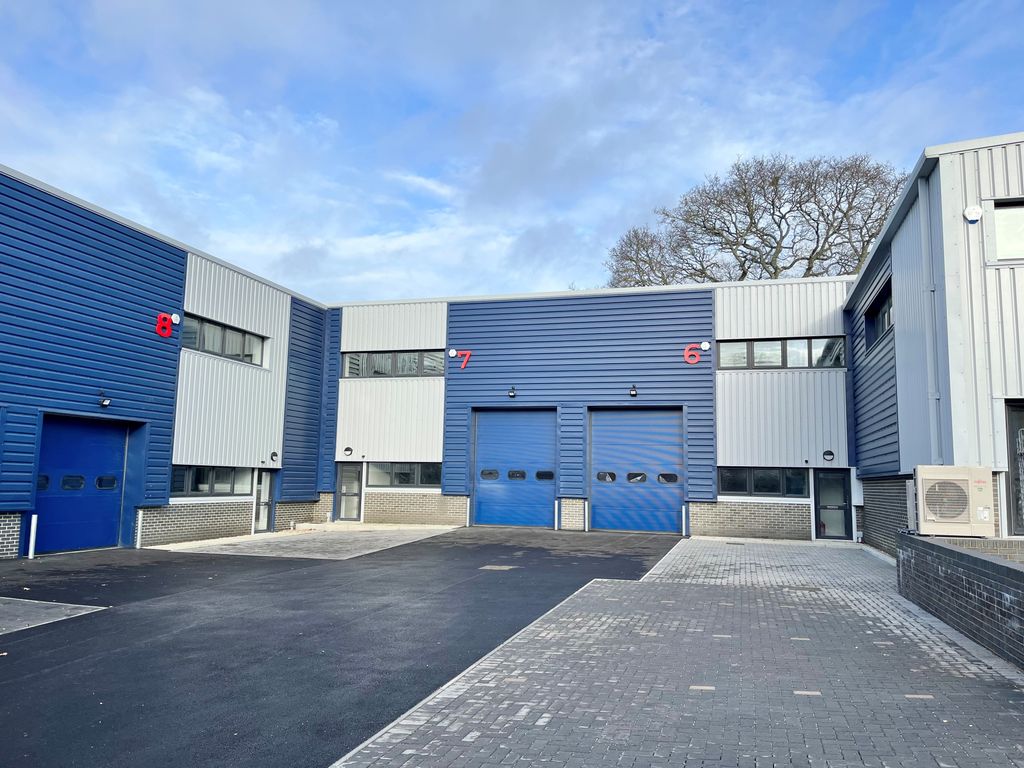 Industrial to let in Unit 6 Winchester Hill Business Park, Winchester Hill, Romsey SO51, £31,200 pa