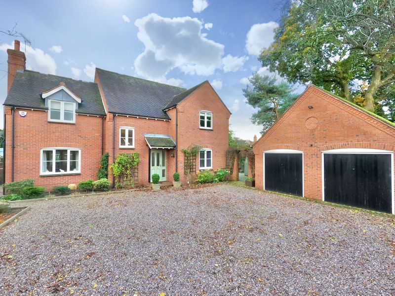 4 bed detached house for sale in Orchard Cottage, Churchfields, Audlem, Cheshire CW3, £750,000