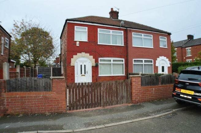 3 bed semi-detached house to rent in Franton Road, Clayton, Manchester M11, £950 pcm