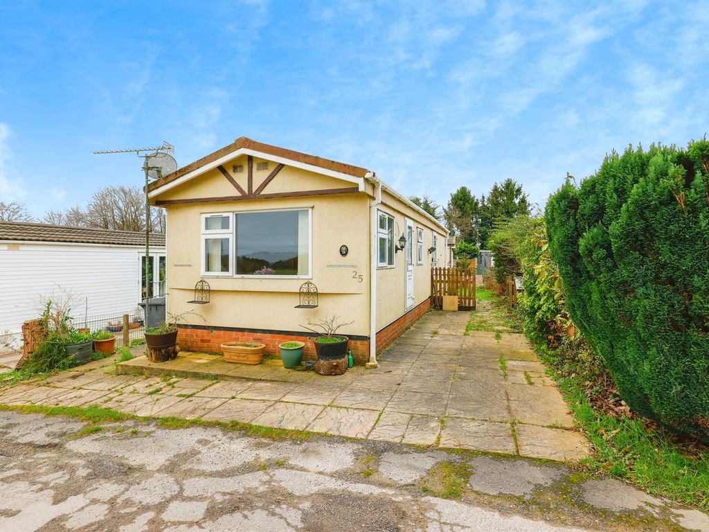 1 bed mobile/park home for sale in Wiremead Lane, East Cholderton, Andover SP11, £55,000
