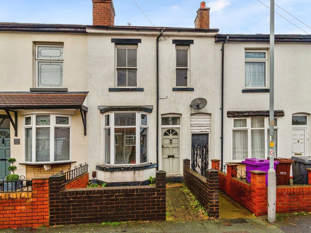3 bed terraced house for sale in Victoria Road, Wolverhampton WV3, £175,000