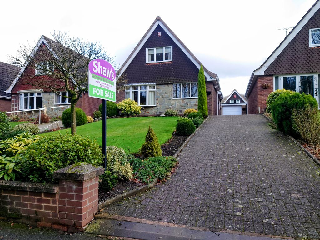 2 bed detached house for sale in Boat Horse Road, Kidsgrove, Stoke-On-Trent ST7, £240,000