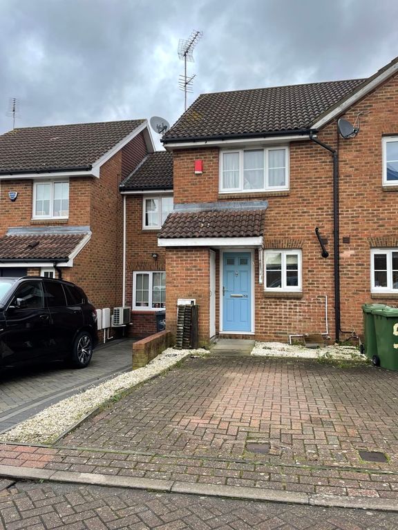 2 bed terraced house for sale in Kensington Way, Borehamwood WD6, £450,000