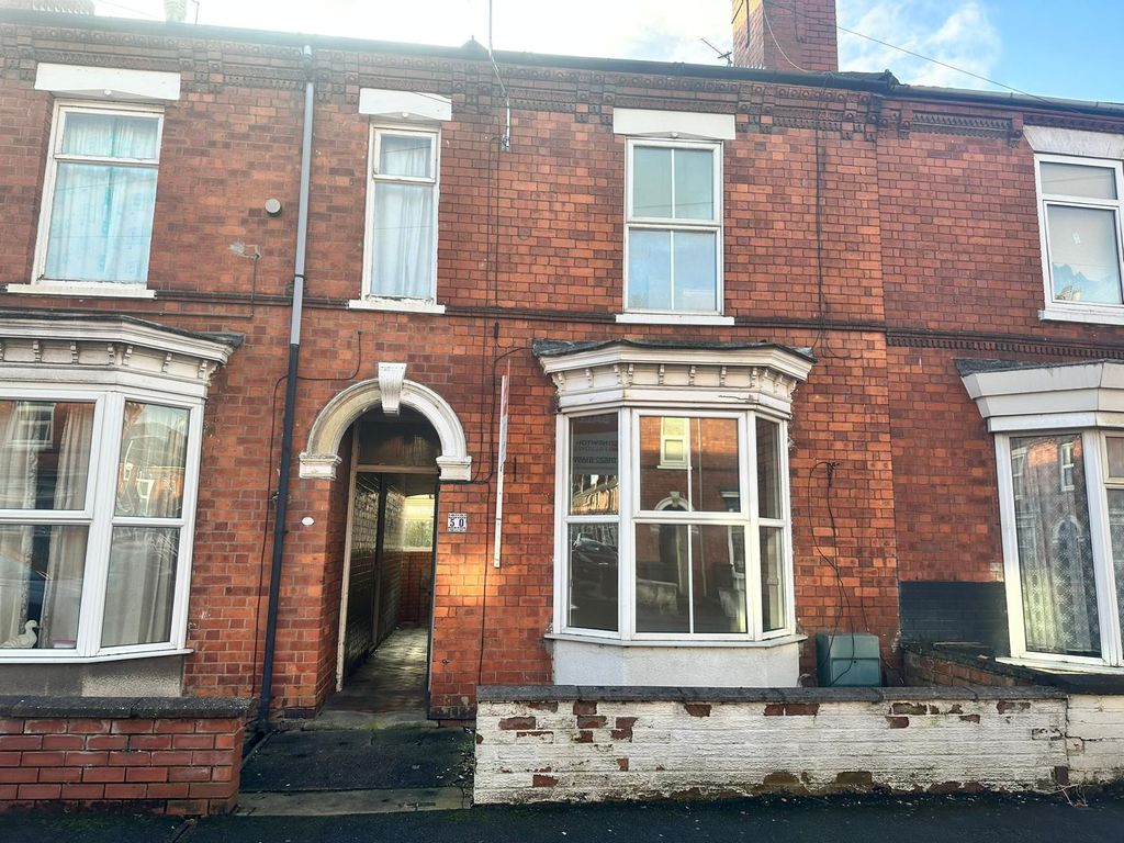 3 bed terraced house for sale in Foster Street, Lincoln LN5, £130,000
