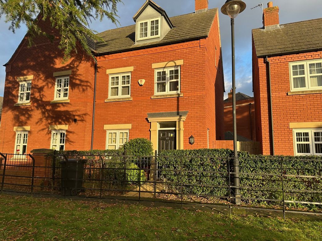 3 bed property to rent in Upton Grange, Chester CH2, £1,400 pcm