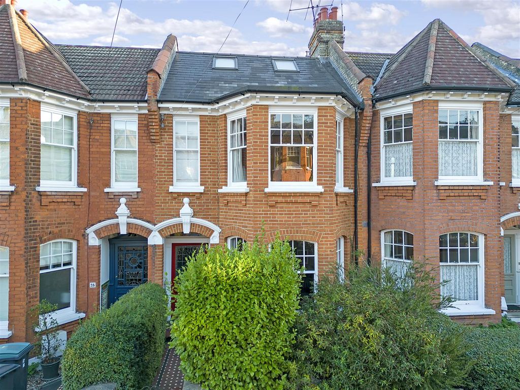 4 bed property for sale in Grasmere Road, London N10, £1,500,000