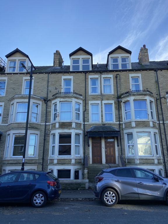 3 bed flat to rent in West End Road, Morecambe LA4, £750 pcm